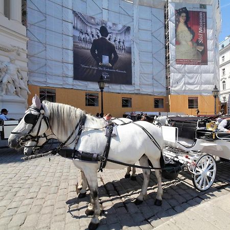 Sobieski Stefansdom Apartments Вена Экстерьер фото